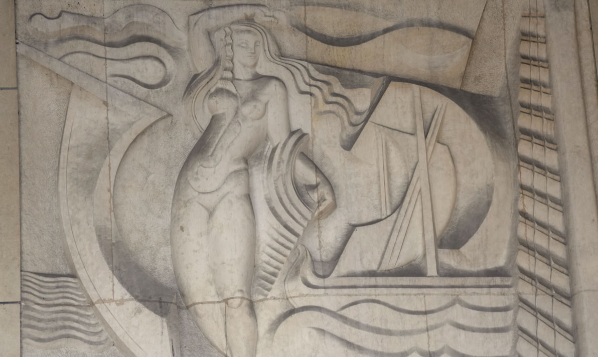 Wandplastik am Palais Chaillog, Musée de l'Homme, Paris. Foto A.A.Bispo